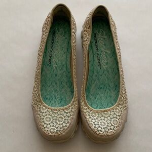 Skechers Women's Lace Cream Flats
